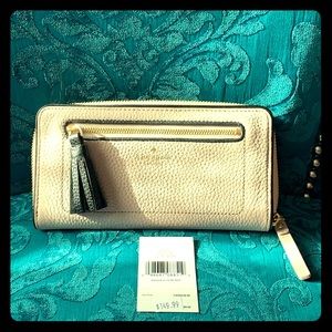 Kate Spade, Chester Street Almond/Black Wallet